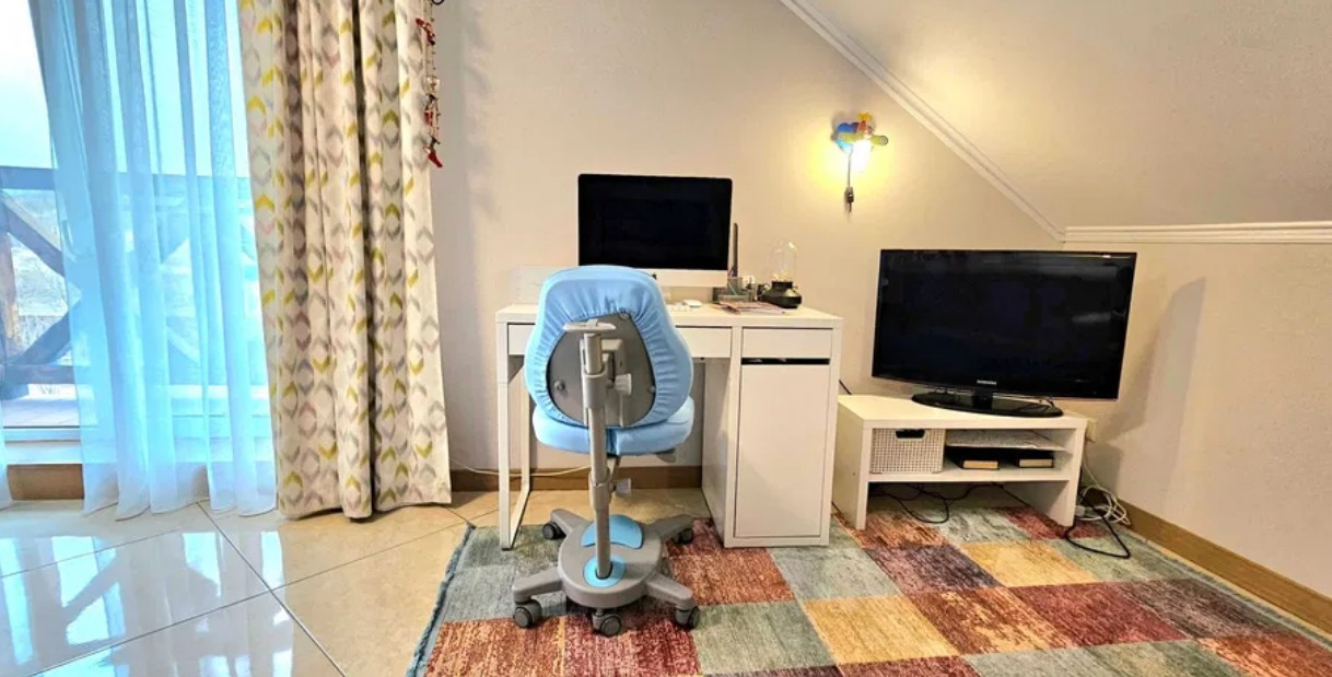 Продажа 4к дома в Киеве,  Хотов 12