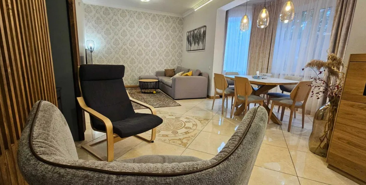 Продажа 4к дома в Киеве,  Хотов 18