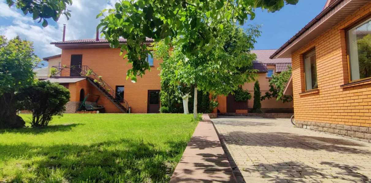 Продажа 6к дома в Киеве, Хотов 19
