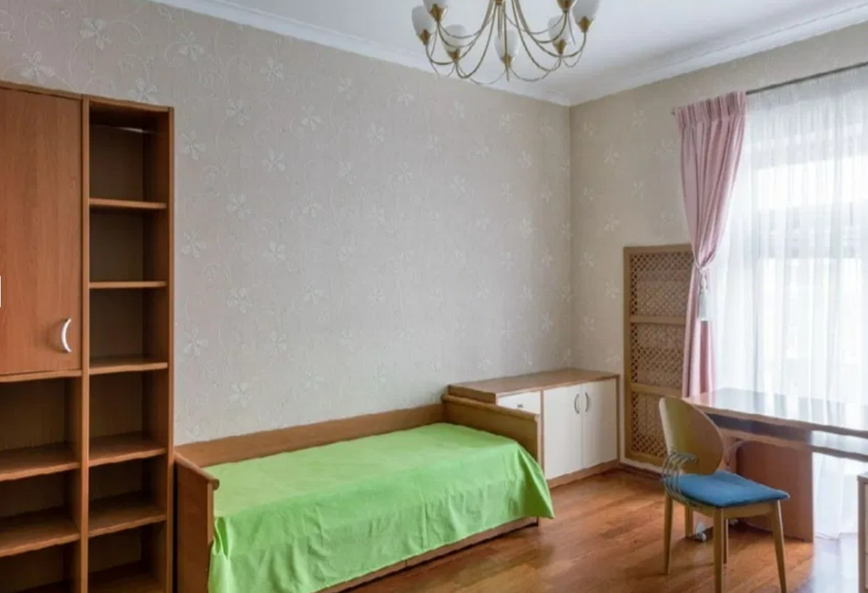 Аренда 4к квартиры в Киеве,  Антоновича ул. (Горького ул.), 4/6 1
