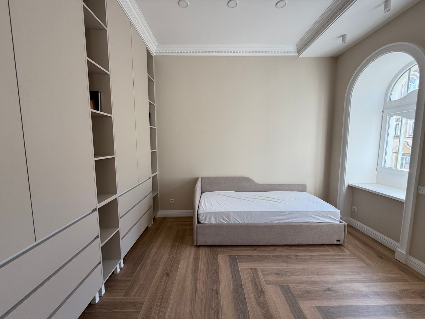 Аренда 3к квартиры в Киеве,  Кожемяцкая ул., 20А 2