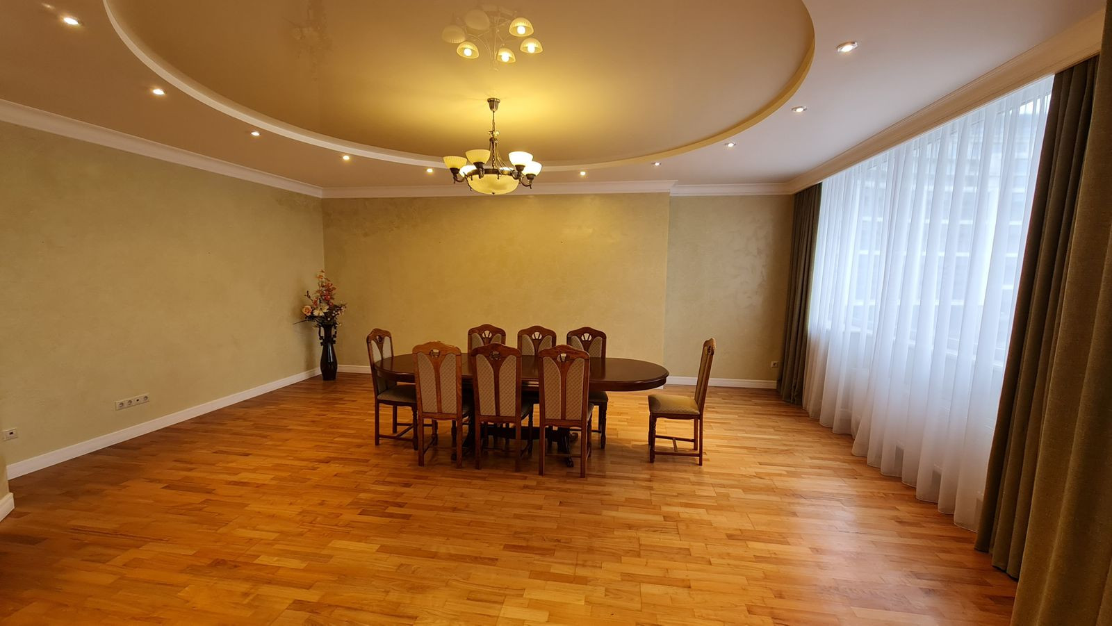 Аренда 5к квартиры в Киеве,  Круглоуниверситетская ул., 3-5 3
