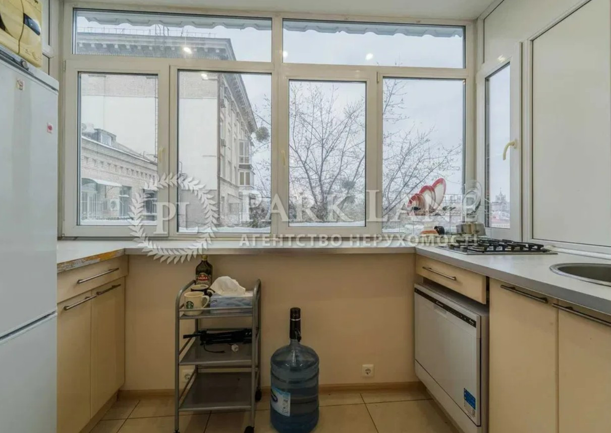 Продажа 2к квартиры в Киеве,  Паторжинского ул., 8/21 7