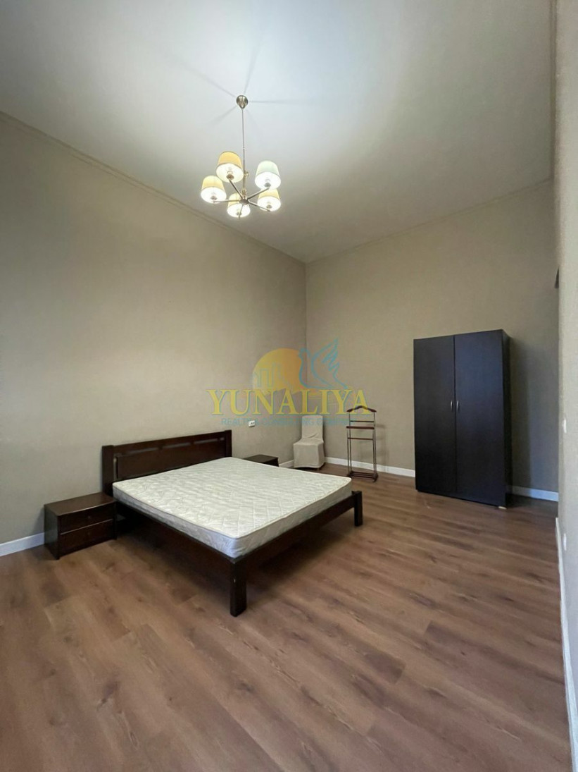 Продажа 2к квартиры в Киеве,  Богдана Хмельницкого ул., 10Б 11