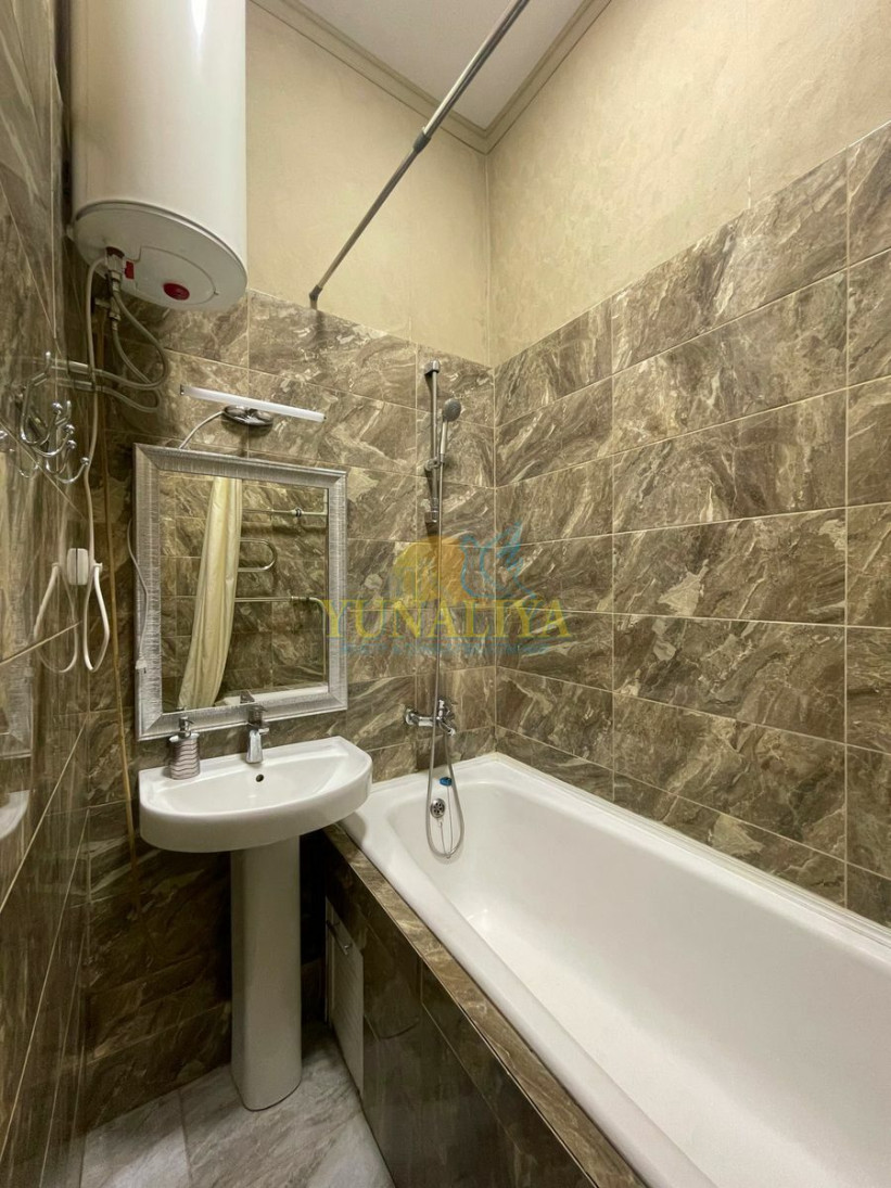Продажа 2к квартиры в Киеве,  Богдана Хмельницкого ул., 10Б 12