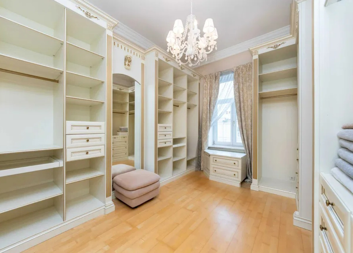 Оренда 8к квартири в Києві,  Толстого Лева вул., 13 3