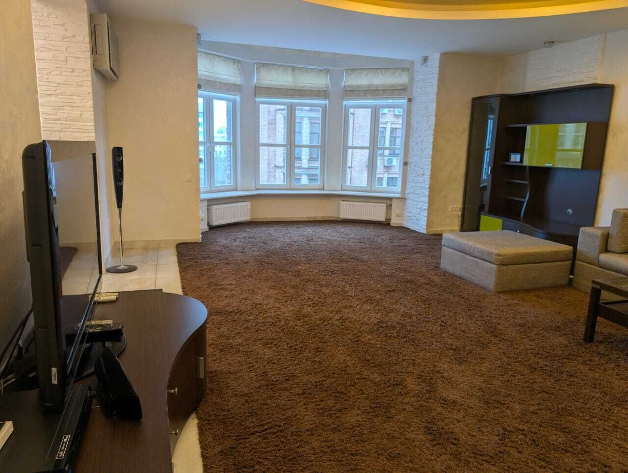 Аренда 3к квартиры в Киеве,  Гончара Олеся ул., 26 14