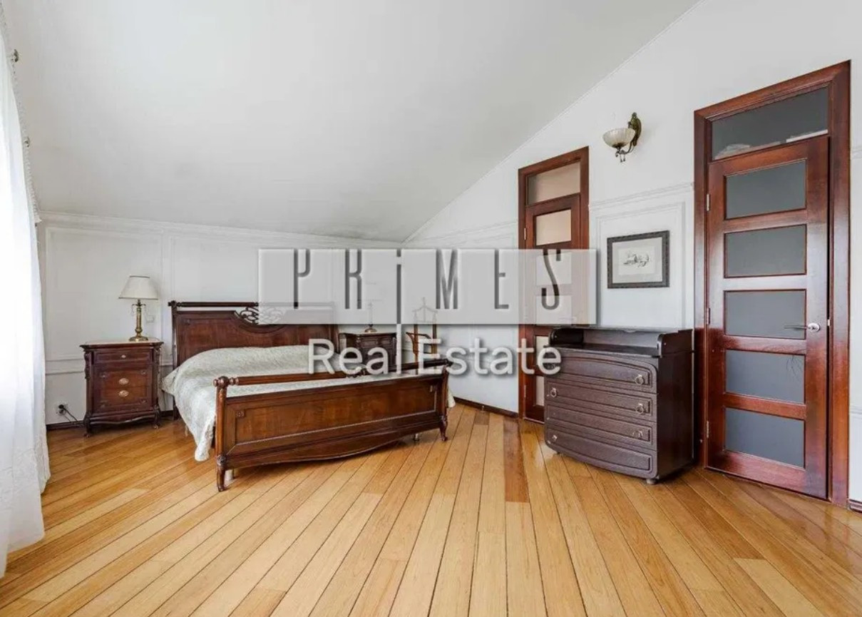 Аренда 6к дома в Киеве, Белицкая ул. 18