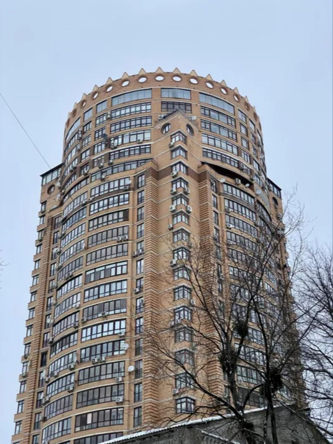 Аренда 3к квартиры в Киеве,  ЖК Корона, Панаса Мирного ул., 28А 3