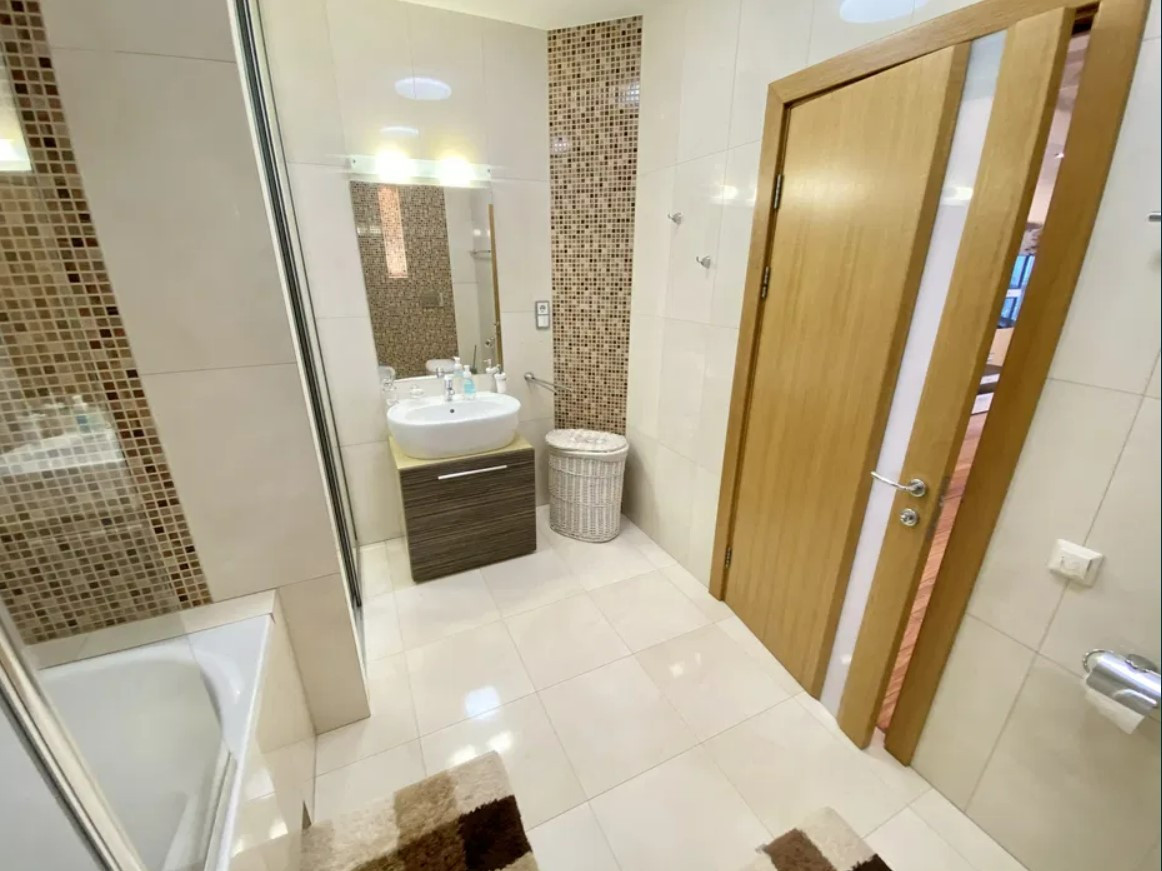 Аренда 3к квартиры в Киеве,  ЖК Корона, Панаса Мирного ул., 28А 19