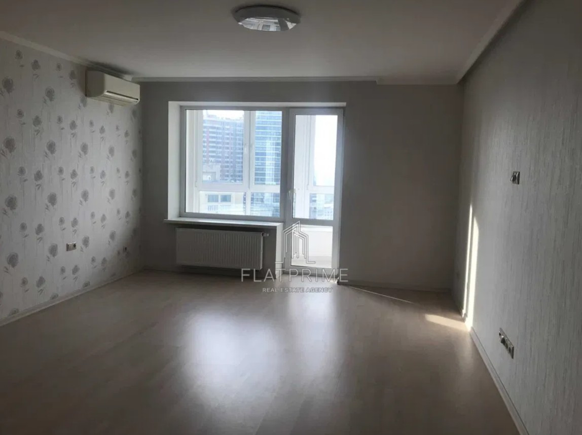 Аренда 4к квартиры в Киеве,  ЖК Корона Введенская, Панаса Мирного ул., 28А 1