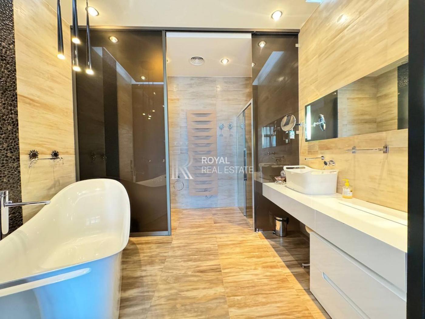Аренда 3к квартиры в Киеве,  ЖК Капитолий, Крещатик ул., 27Б 15