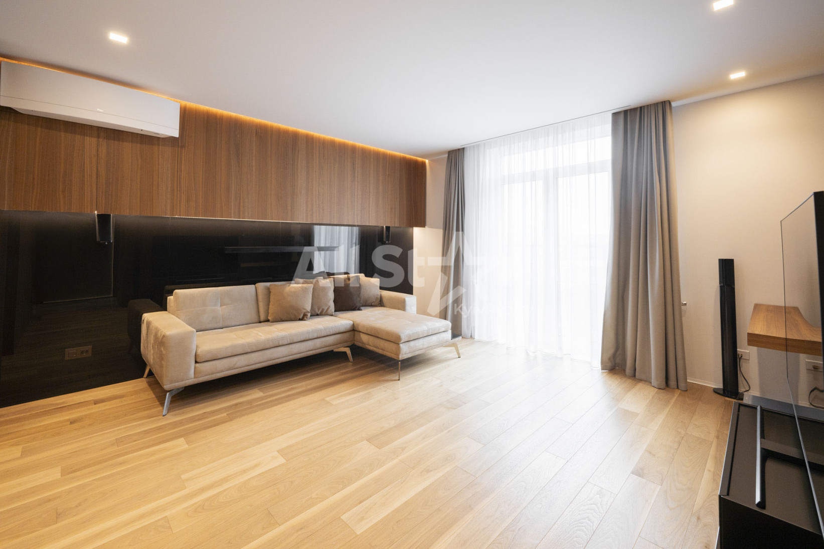 Аренда 2к квартиры в Киеве,  ЖК Garden City Residence, Златоустовская ул., 30 0