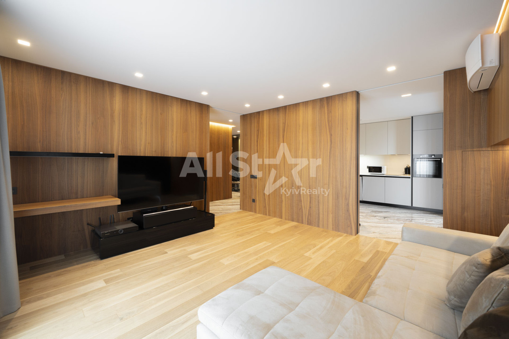 Аренда 2к квартиры в Киеве,  ЖК Garden City Residence, Златоустовская ул., 30 1