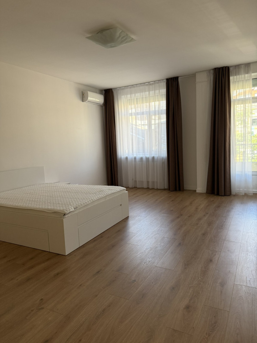 Продажа 4к квартиры в Киеве, Тургеневская ул., 46/11 11