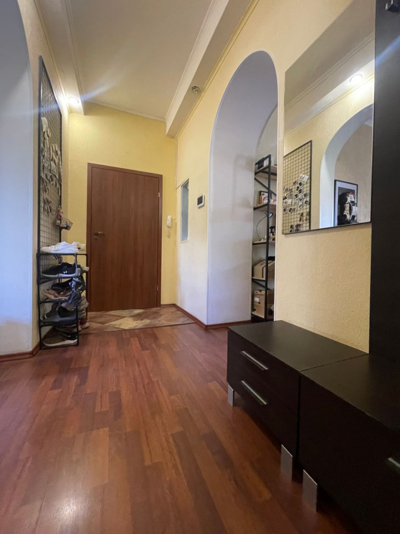 Продажа 2к квартиры в Киеве,  Гончара Олеся ул., 55 11