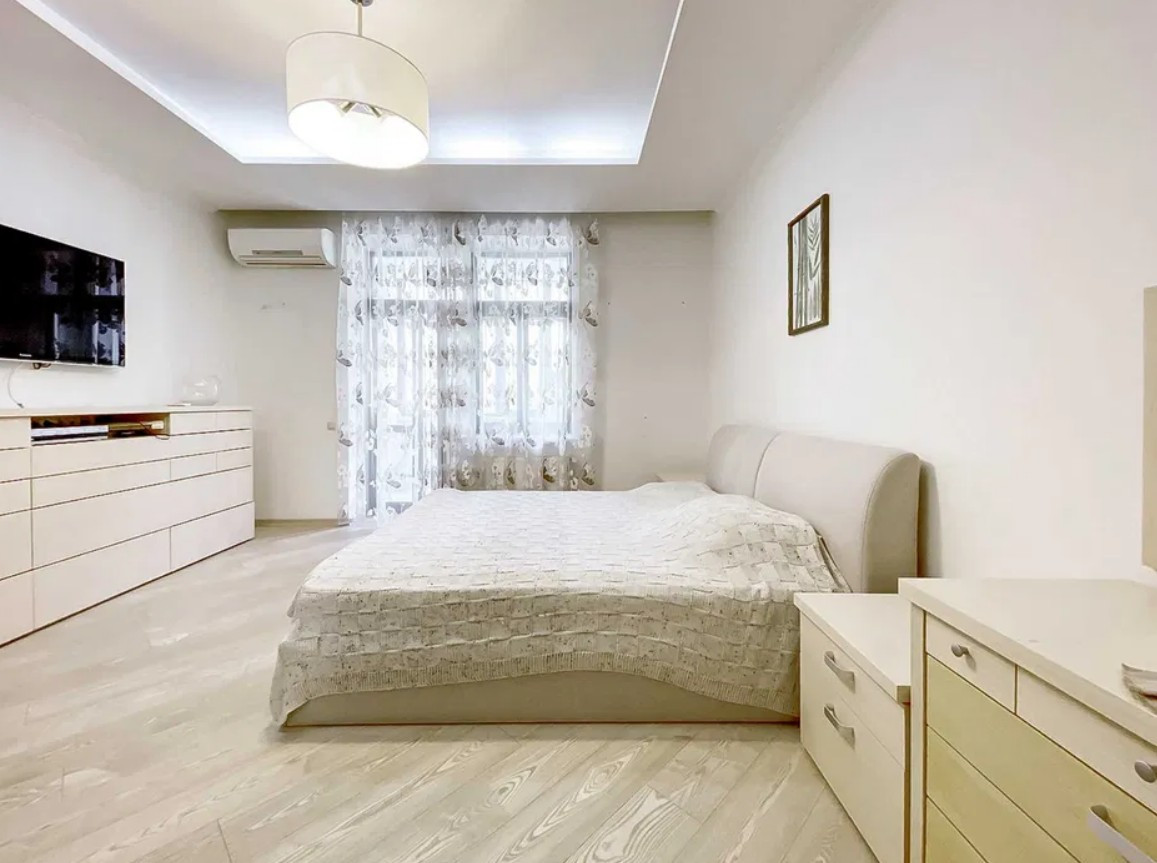 Аренда 4к квартиры в Киеве,  Богдана Хмельницкого ул., 82 14