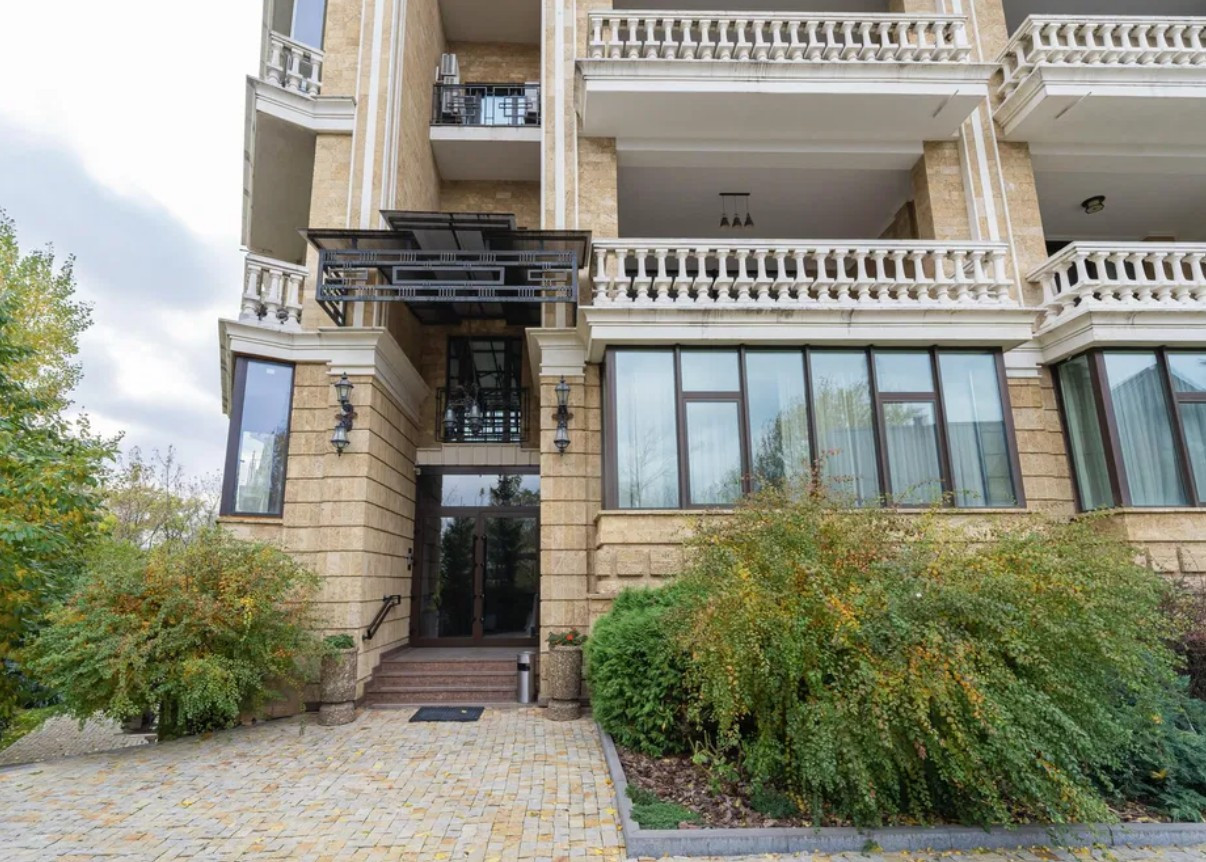 Аренда 4к квартиры в Киеве,  КД Liberty Estate, Лукьяновский пер., 3 18