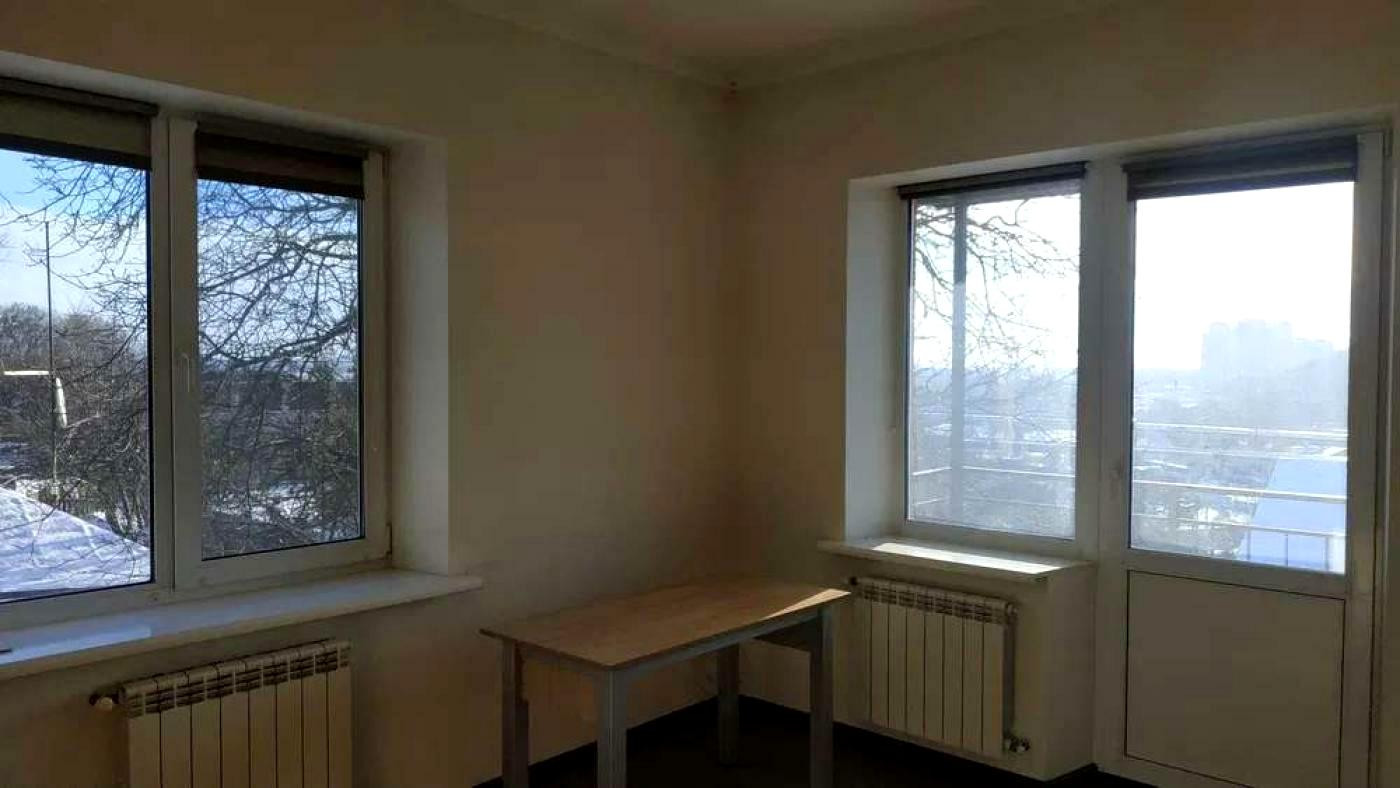 Аренда 5к дома в Киеве,  Сорочинская ул. 5