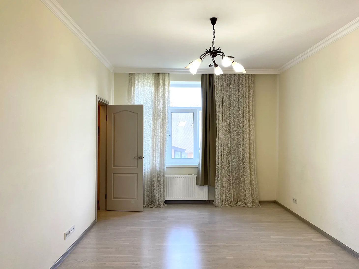 Аренда 5к дома в Киеве,  Данилевича Василия ул. (Толбухина ул.) 16