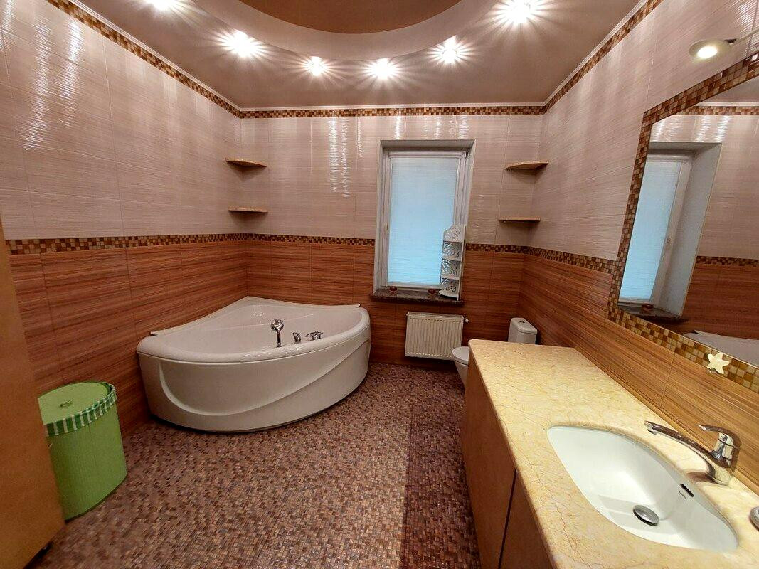 Аренда 4к дома в Киеве,  Залужный пер. 2