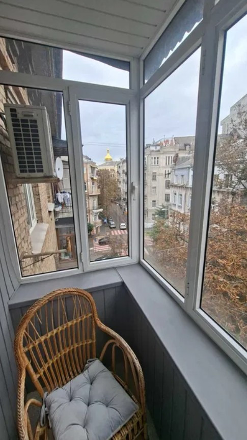 Аренда 2к квартиры в Киеве,  Гончара Олеся ул., 6 1