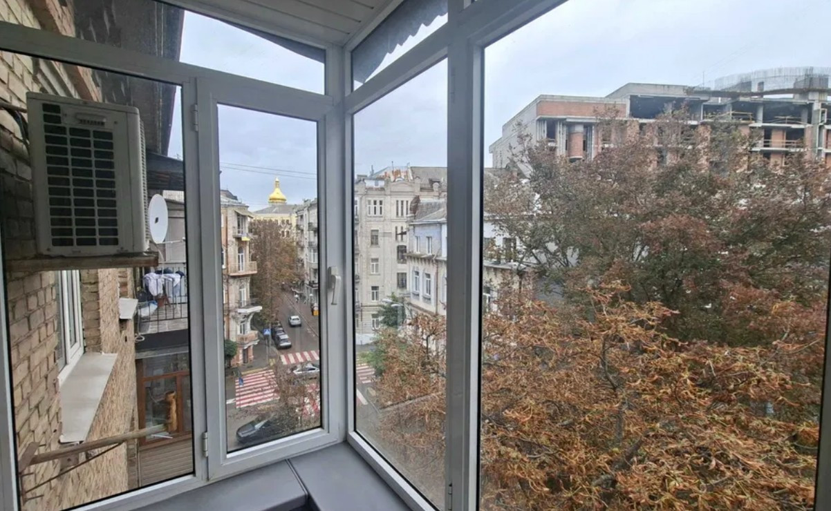 Аренда 2к квартиры в Киеве,  Гончара Олеся ул., 6 12