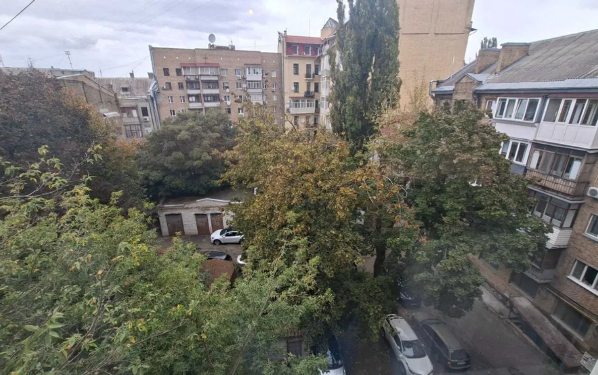 Аренда 2к квартиры в Киеве,  Гончара Олеся ул., 6 16