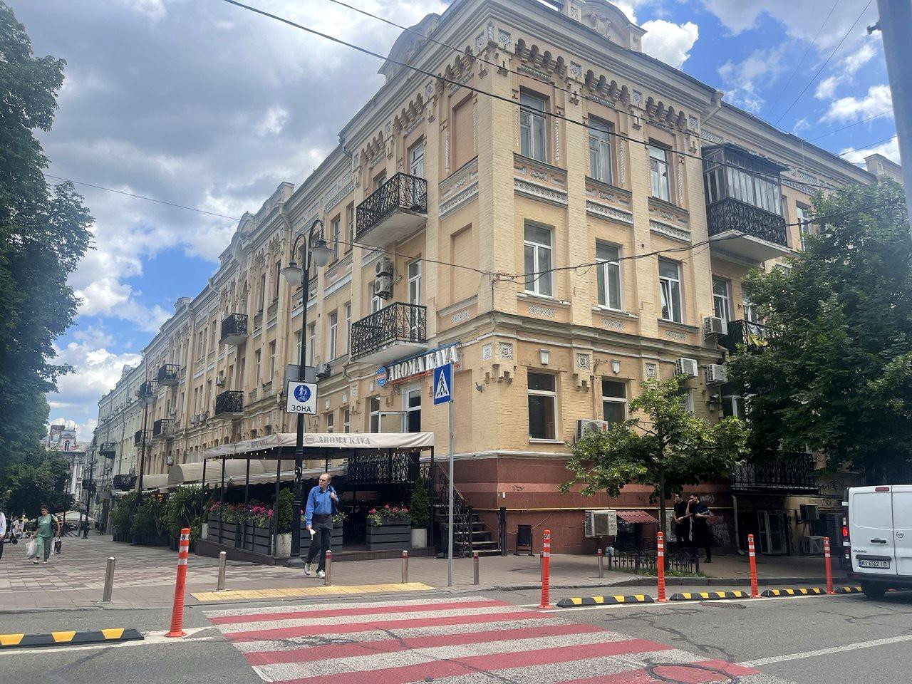 Продажа 4к квартиры в Киеве,  Лысенко ул., 1 3