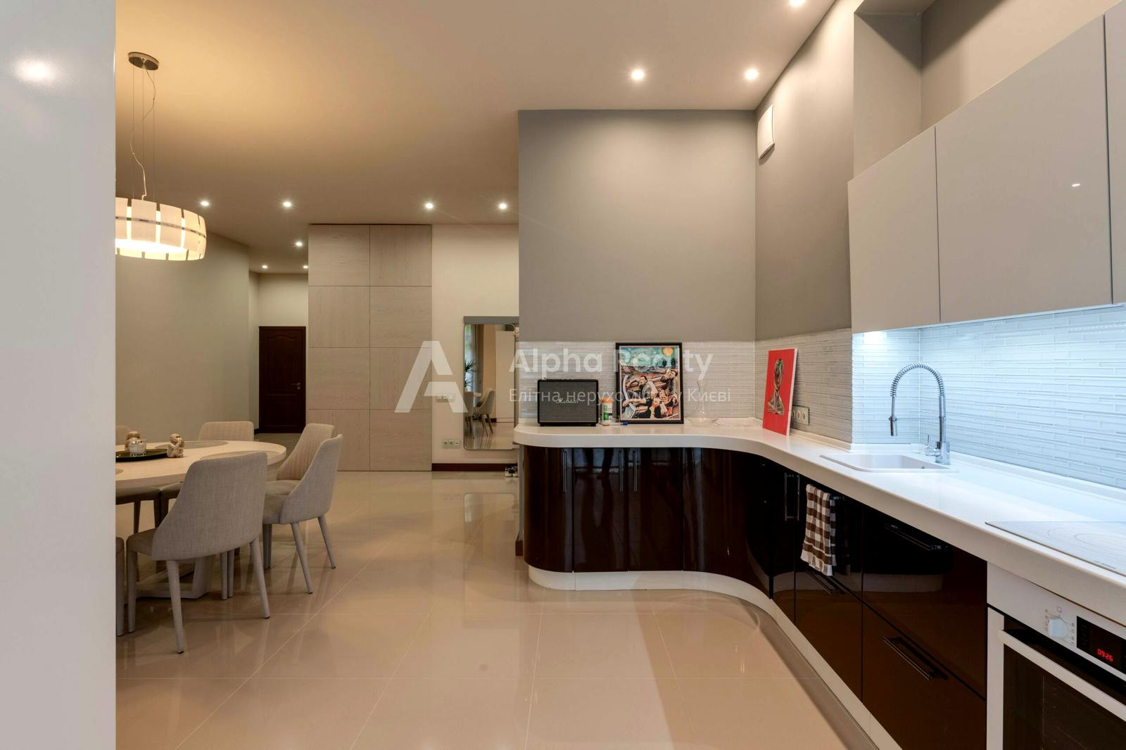 Продажа 3к квартиры в Киеве,  Крещатик ул., 27Б 5