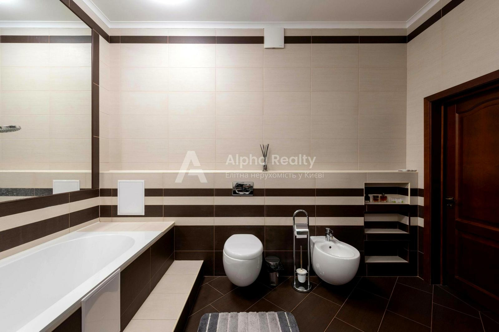 Продажа 3к квартиры в Киеве,  Крещатик ул., 27Б 11