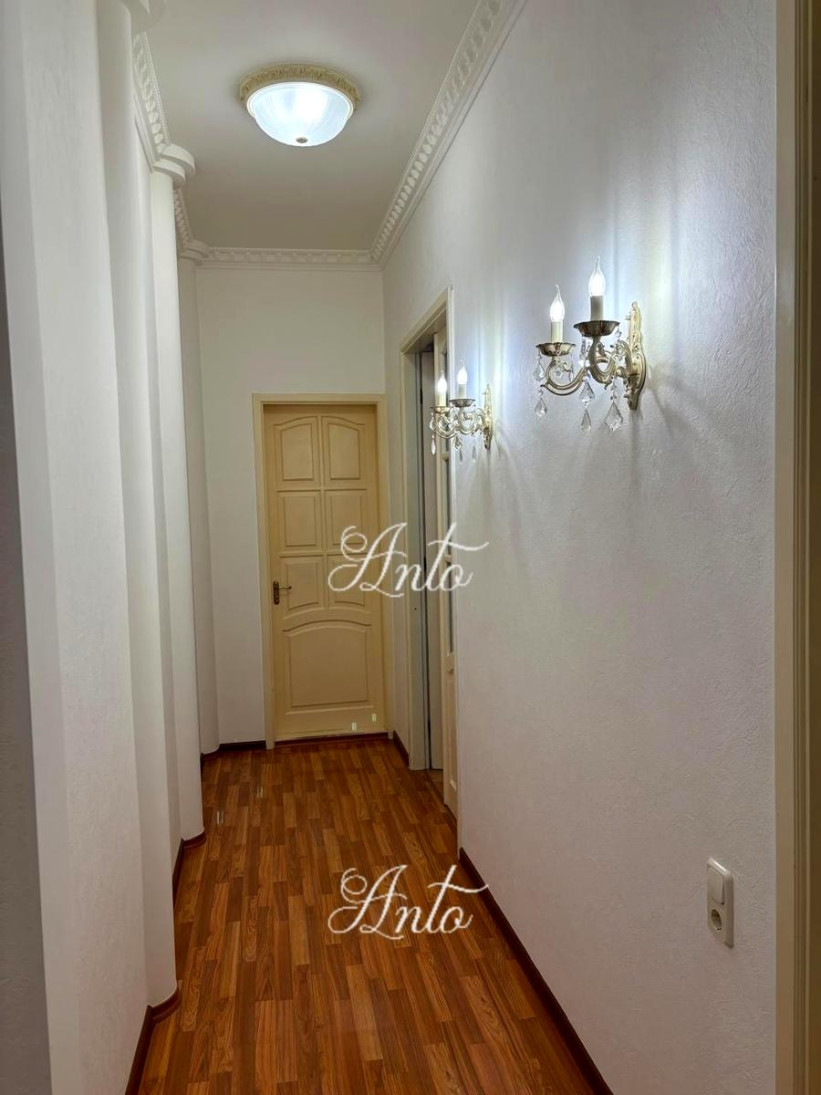 Продажа 3к квартиры в Киеве, Скоропадского ул. (Толстого Льва ул.), 5А 10
