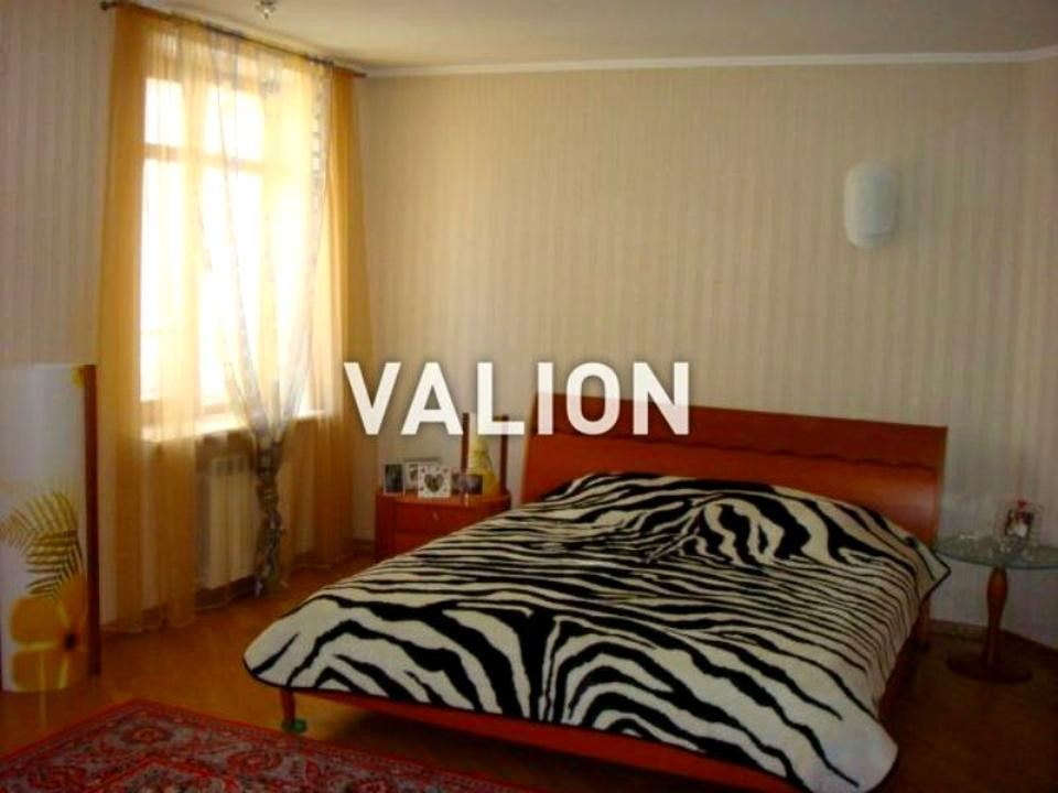 Продажа 3к квартиры в Киеве,  Богдана Хмельницкого ул., 62Б 1