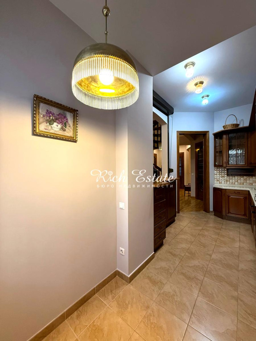 Продажа 5к квартиры в Киеве,  Лысенко ул., 8 6
