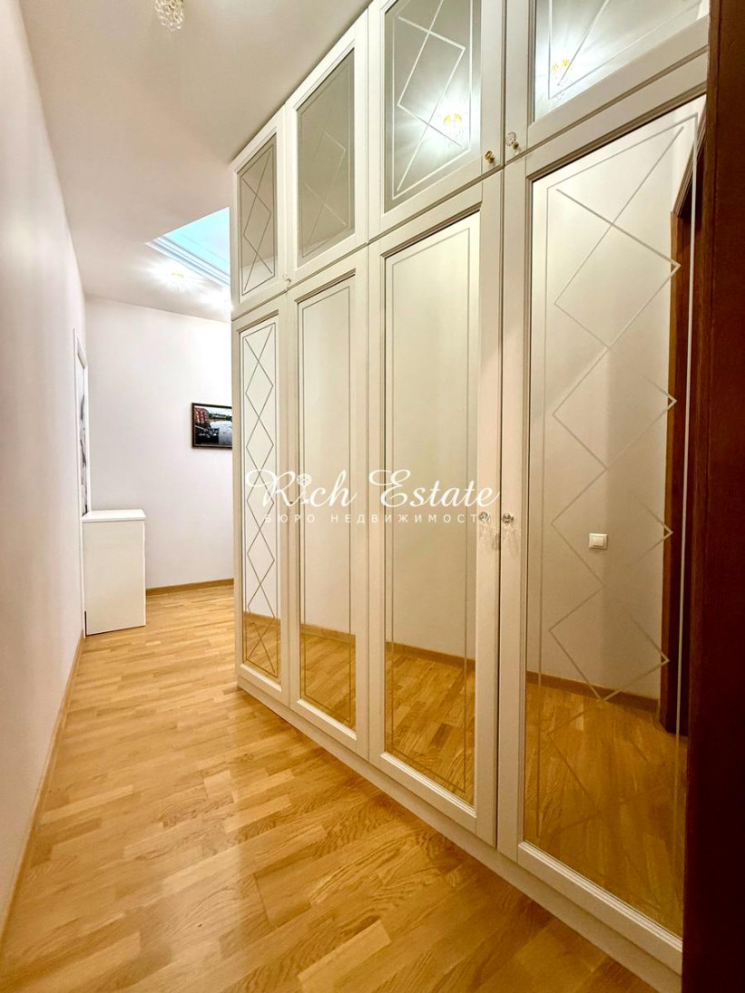 Продажа 5к квартиры в Киеве,  Лысенко ул., 8 13