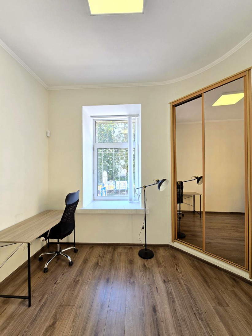 Продажа 2к квартиры в Киеве,  Малая Житомирская ул., 16/3 6