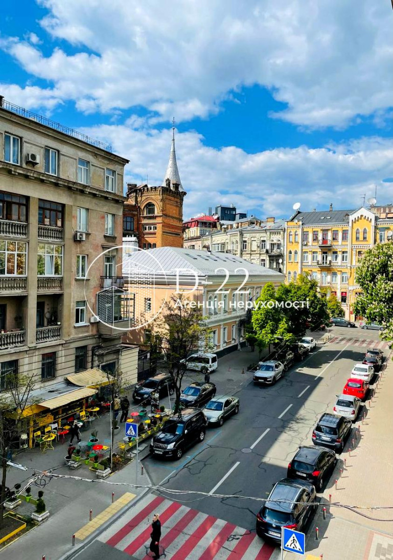 Продажа 1к квартиры в Киеве,  Лысенко ул., 1 3