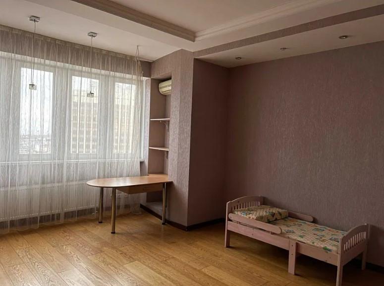Аренда 5к квартиры в Киеве,  Несторiвський провулок, 6 3
