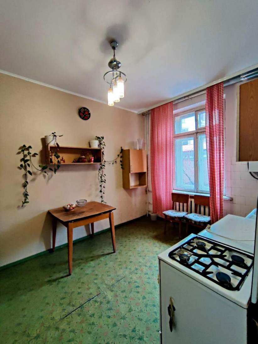 Продажа 2к квартиры в Киеве,  Академика Богомольца ул., 7/14 7