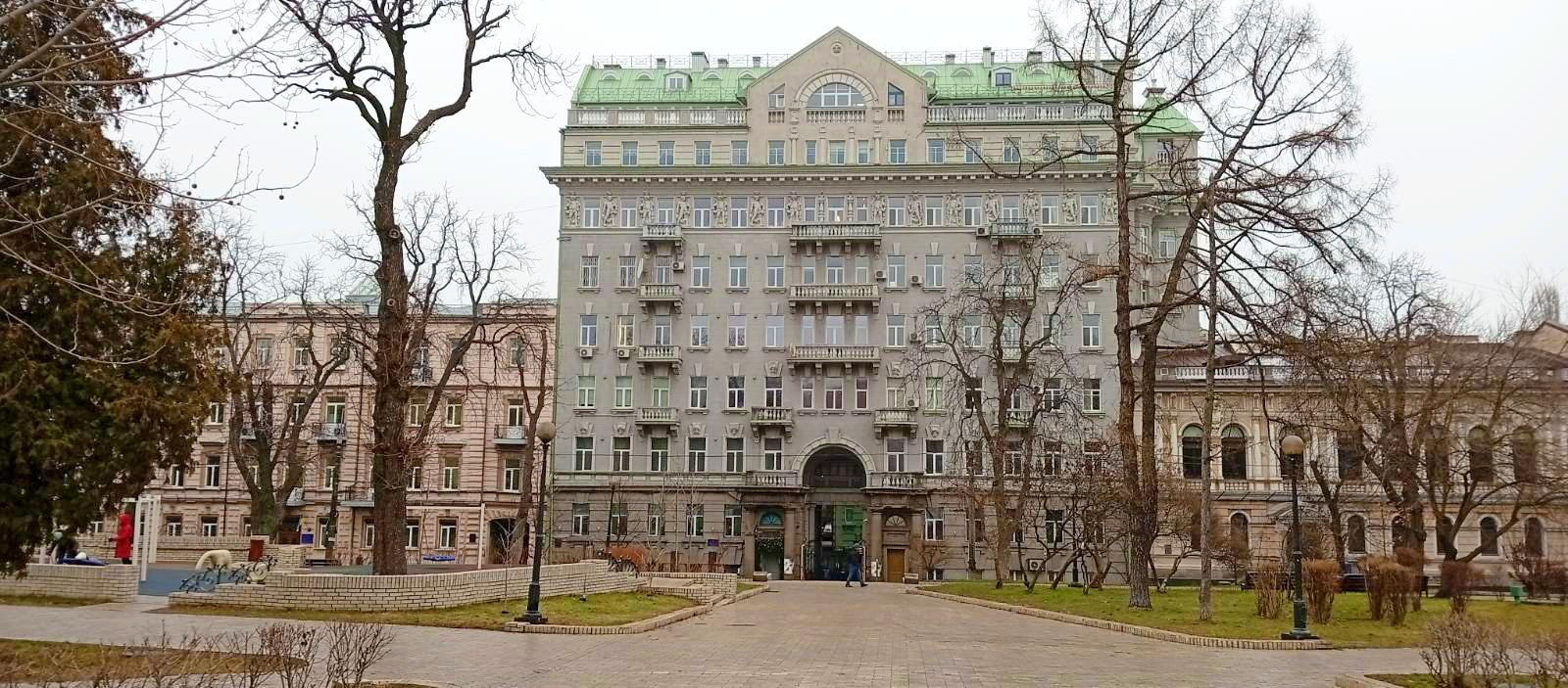 Аренда 2к квартиры в Киеве,  Терещенковская ул., 13 13