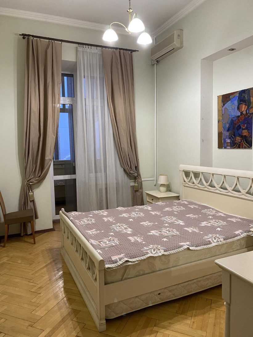 Аренда 3к квартиры в Киеве,  Чикаленко Евгения ул. (Пушкинская ул.), 23а 2