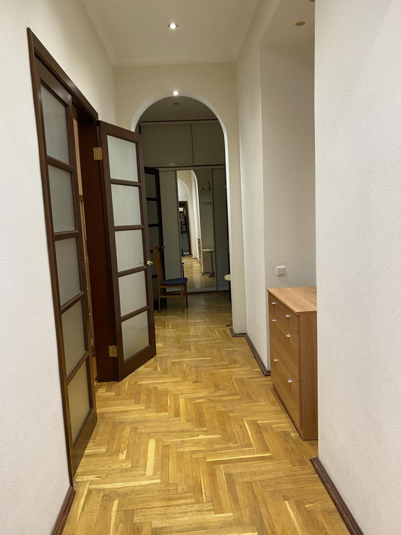Аренда 3к квартиры в Киеве,  Чикаленко Евгения ул. (Пушкинская ул.), 23а 5
