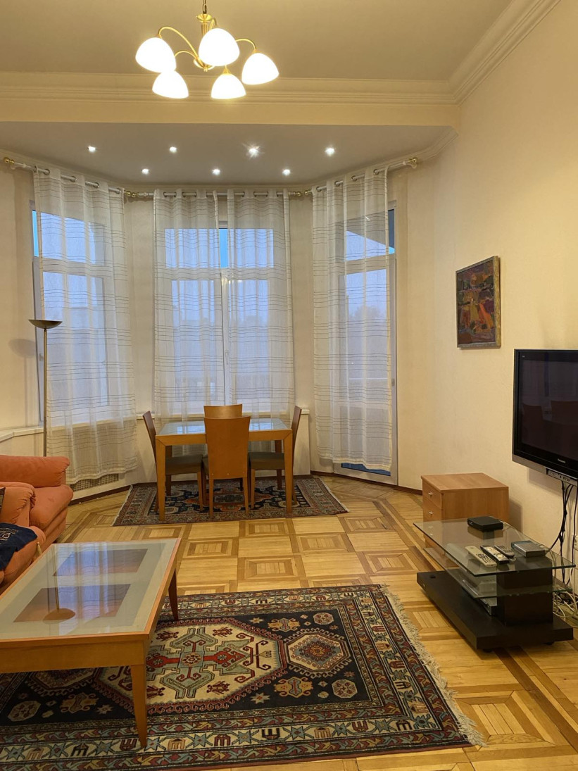 Аренда 3к квартиры в Киеве,  Чикаленко Евгения ул. (Пушкинская ул.), 23а 6