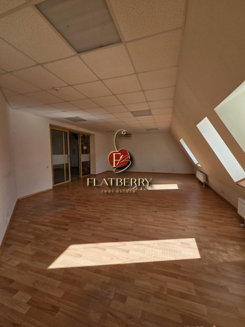 Продажа 5к квартиры в Киеве,  Софиевская ул., 18а 4