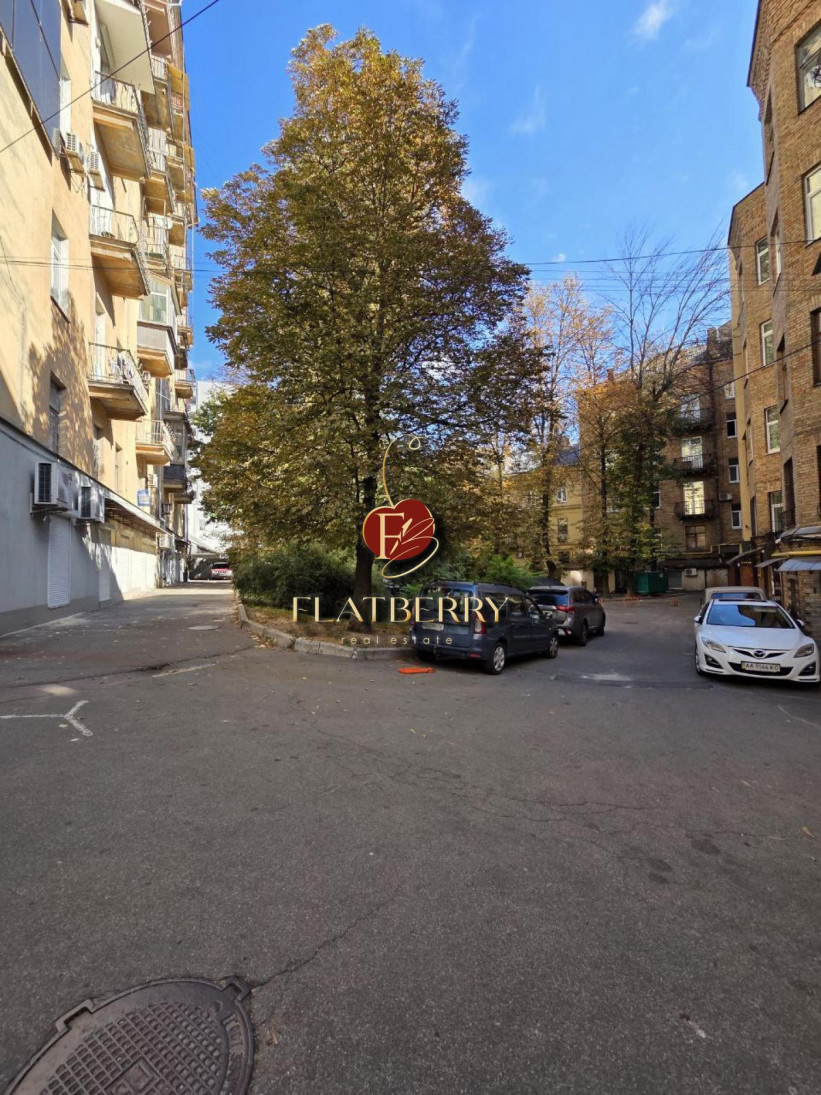 Продажа 5к квартиры в Киеве,  Софиевская ул., 18а 21