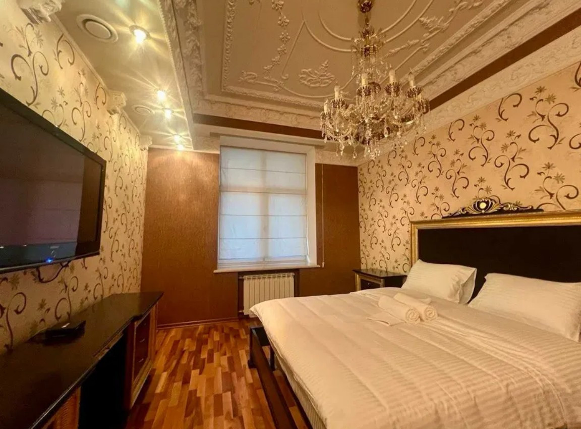 Аренда 5к квартиры в Киеве, Крещатик ул., 25 12