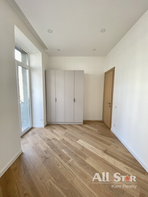 Аренда 3к квартиры в Киеве,  Пирогова ул., 2 6