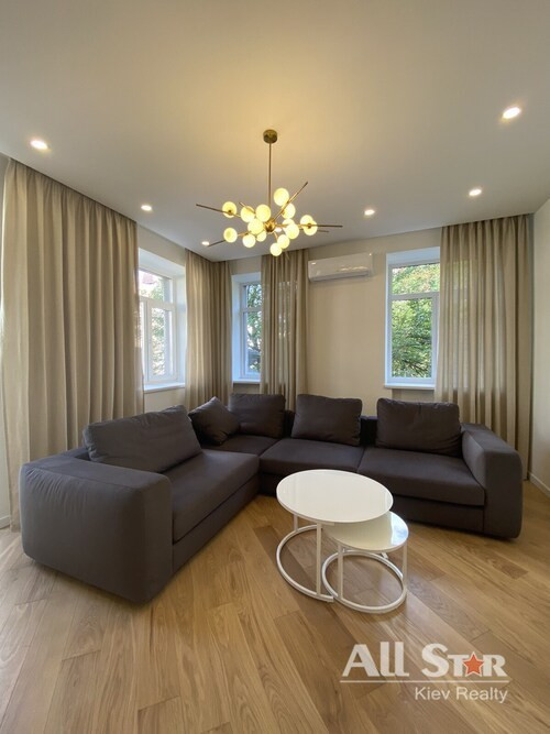 Аренда 3к квартиры в Киеве,  Пирогова ул., 2 12