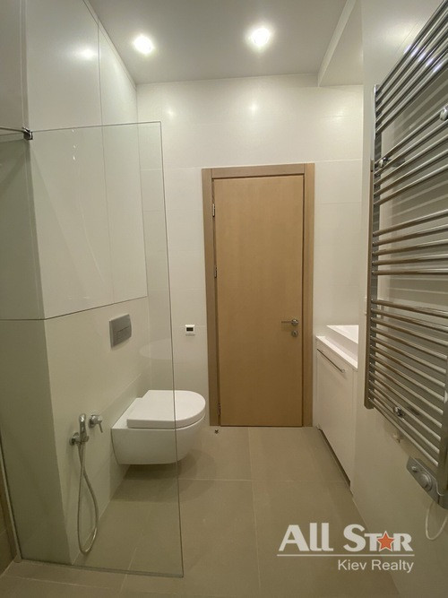 Аренда 3к квартиры в Киеве,  Пирогова ул., 2 23