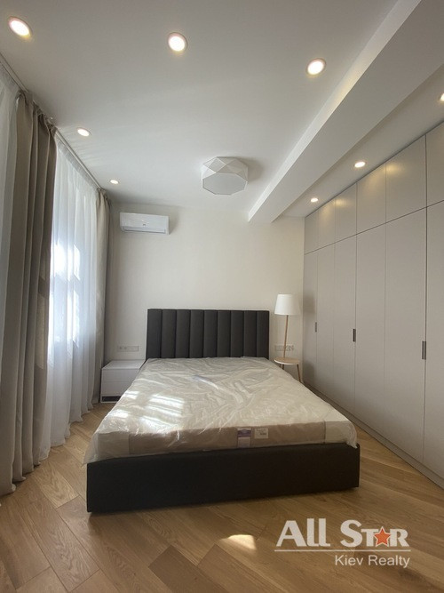 Аренда 3к квартиры в Киеве,  Пирогова ул., 2 25